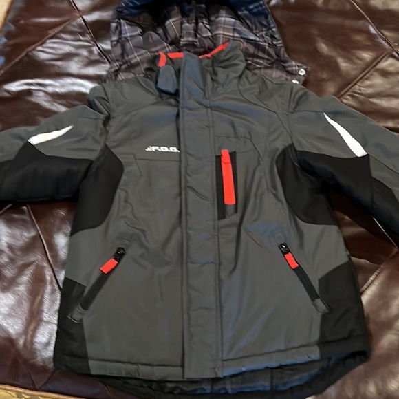 Boys London Fog Jacket with matching windbreaker. - Picture 7 of 16